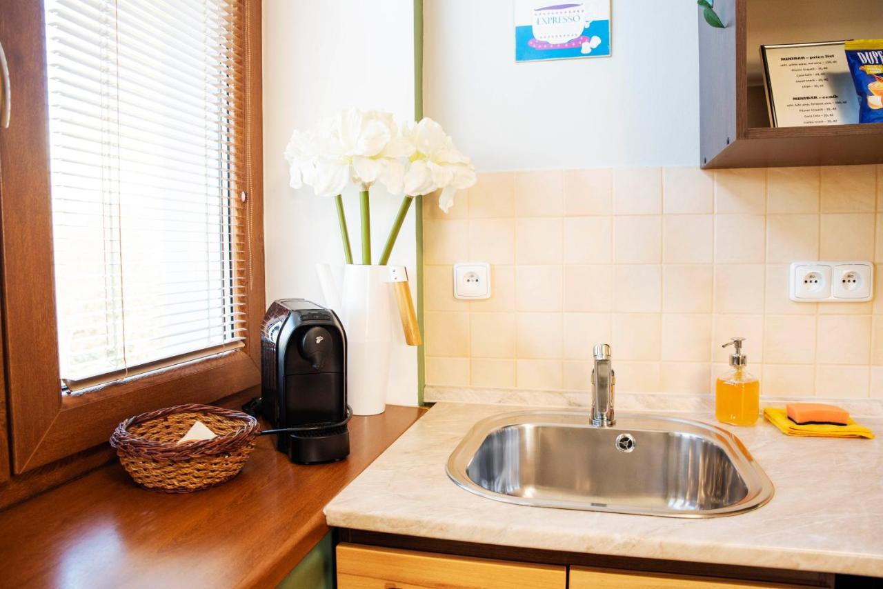 Apartman U Horynu - Sadova Ческа Требова Екстериор снимка