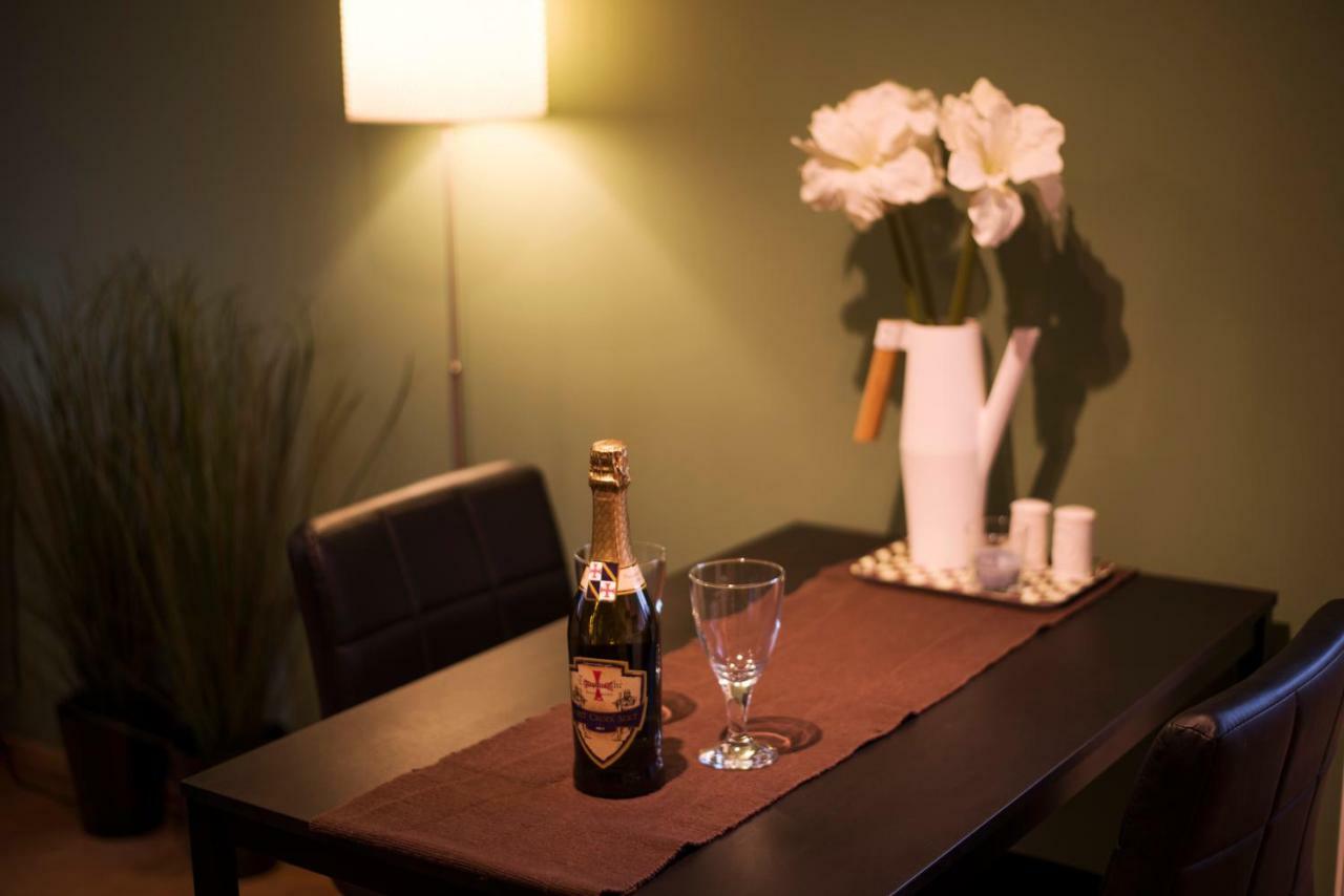 Apartman U Horynu - Sadova Ческа Требова Екстериор снимка